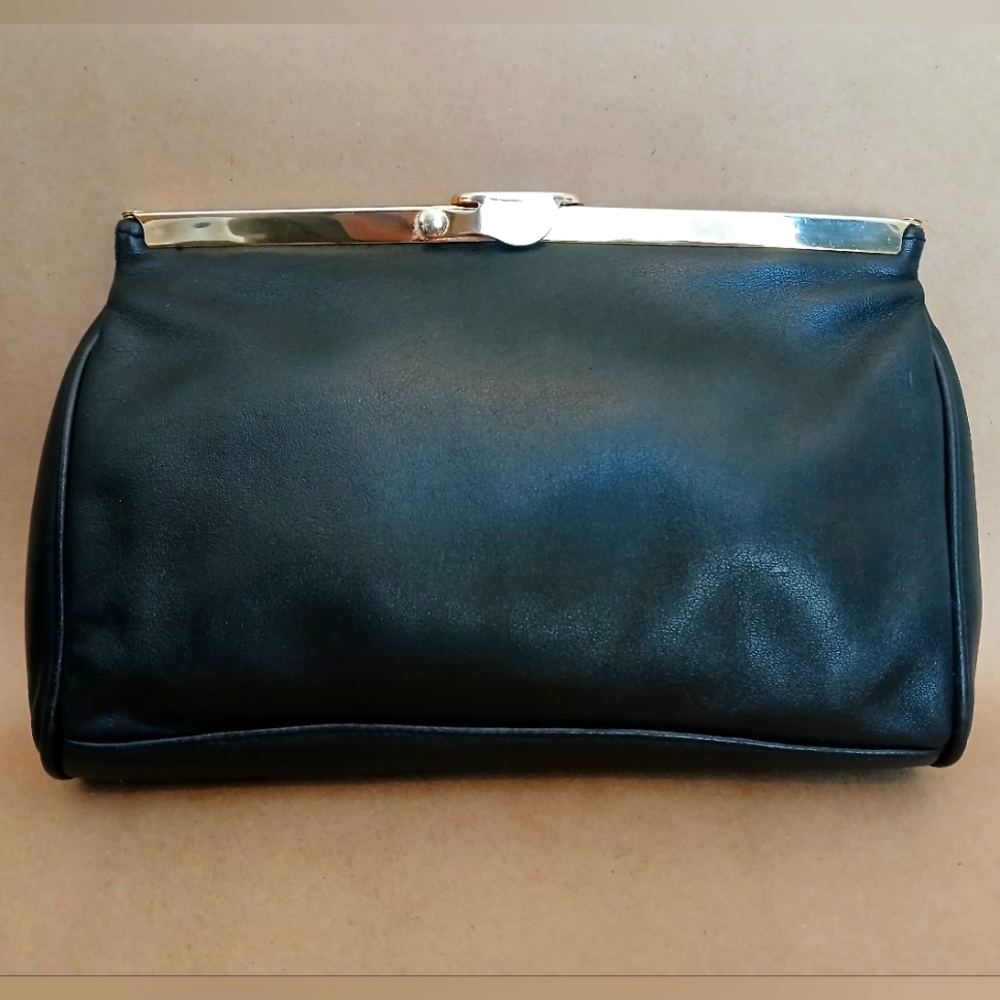 Vintage SADDLE RIVER Black Leather Clutch